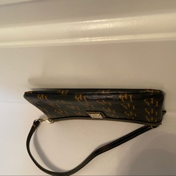 DOONEY & BOURKE WRISTLET BAG SIGNATURE DB LOGO BLACK BROWN LARGE SLIM ZIP TOP - Picture 9 of 11